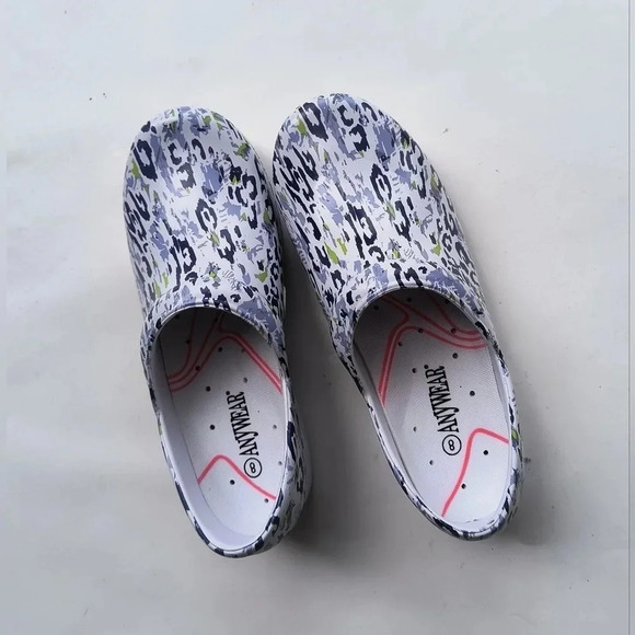 Anywear Women's Work/Nursing/Healthcare Animal Print Clogs, 8 - Picture 1 of 8